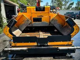 LeeBoy_8510C_Asphalt_Paver_Tracked_G.jpg