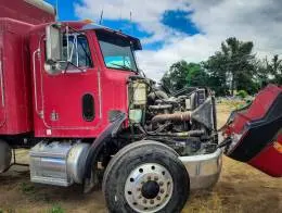 1996_Peterbilt_Sleeper_Box_Truck_E.jpg