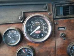 1996_Peterbilt_Sleeper_Box_Truck_B.jpg