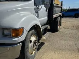 Ford_F650_Dump_Truck_D.jpg