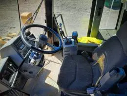 Caterpillar_950G_Wheel_Loader_F.jpg