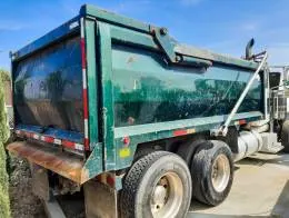 Peterbilt_379_Dump_Truck_C.jpg