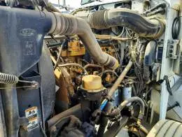 Peterbilt_379_Dump_Truck_A.jpg