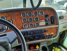 Peterbilt_379_Dump_Truck_D.jpg