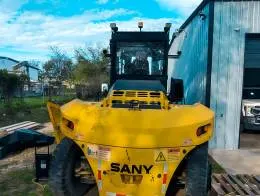 2020_Sany_SCP160H4_Heavy_Duty_Forklift_B.jpg
