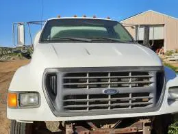 2000_Ford_F750_Water_Truck_B.jpg