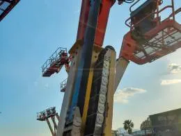 2013_JLG_E300AJP_Articulating_Boom_Lift_D.jpg