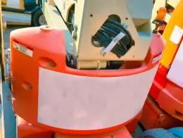 2012_JLG_E450A_Articulating_Boom_Lift_B.jpg