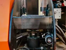 JLG_860SJ_Articulating_Boom_Lift_F.jpg