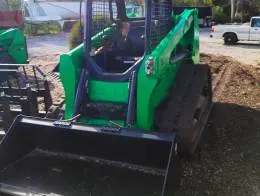 2016_Bobcat_T630_Skid_Steer_Compact_Loader_B.jpg