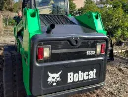 2016_Bobcat_T630_Skid_Steer_Compact_Loader_C.jpg