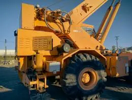 1982_P&H_Omega_65_Crane_B.jpg