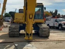Komatsu_PC400LC_4