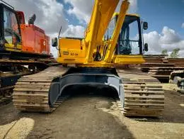 2002_Komatsu_PC400LC_Excavator_(1)