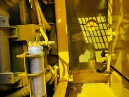 2002_Komatsu_PC400LC_Excavator_(5)