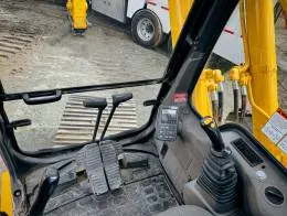 2002_Komatsu_PC400LC_Excavator_(8)