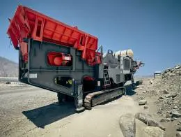 Sandvik_QJ341_Jaw_Crusher_(1)