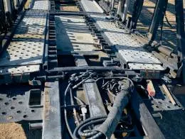 Assets/2012_Peterbilt_365_Truck_Car_Carrier_J