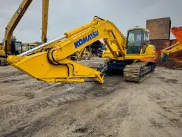2002_Komatsu_PC300LC_Excavator_Track_(B)
