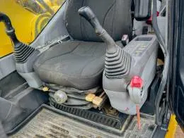 2002_Komatsu_PC300LC_Excavator_Track_(G)