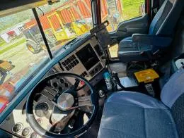 Assets/2011_Mack_CHU_5_Dump_Truck__6