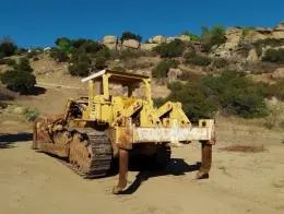 1972_D9_Caterpillar_Dozer_D