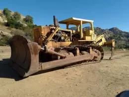 1972_D9_Caterpillar_Dozer_F