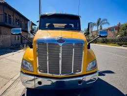 2019_Peterbilt_579_Dump_Truck_(2)_B
