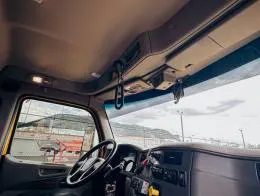 2019_Peterbilt_579_Dump_Truck_(7)_G