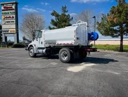 2017_International_4300_Water_Truck-8831_(3)