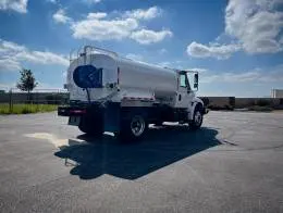 2017_International_4300_Water_Truck-8831_(5)