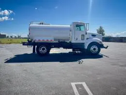 2005_Peterbilt_335_Water_Truck-1852_(4)