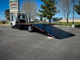 2017_Peterbilt_337_Flat_Bed_Equipment_Hauler-7270_(8)