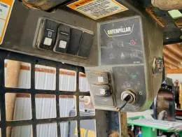 2020_Caterpillar_277_Skid_Steer_Track_(7)