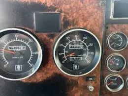 Kenworth_T800_Dump_Truck_(8)