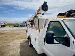 2001_Ford_F550_Service_Truck_(6)