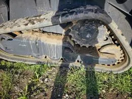 2019_John_Deere_317G_Skid_Steer_(6)