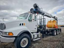2005_Sterling_L9500_Grapple_Truck_(3)