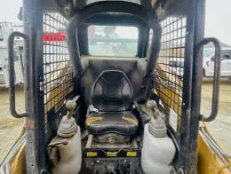 2007_Caterpillar_257B_Skid_Steer_(4)