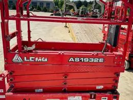2019_LCMG_AS1932_Scissor_Lift_(1)