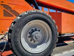 2013_Skytrak_6042_Telehandler_(3)