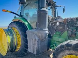 John_Deere_8295R_Farm_Tractor_(10)