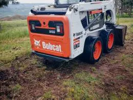 2005_Bobcat_S450_Skid_Steer_Wheel_(3)