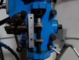 Summit_V-242B_Vertical_Mill_(10)