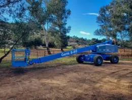 1997_Genie_S80_Boom_Lift_(1)