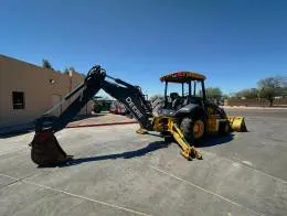 2016_John_Deere_310LEP_Backhoe_4WD_(5)