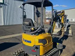 XCMG_XE18U_Mini_Excavator_(4)