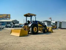 John Deere 210L EP Skip_Loaders 4