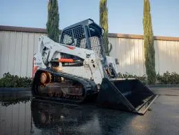 Bobcat T650 Skid_Steers 1