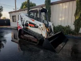 Bobcat T650 Skid_Steers 4